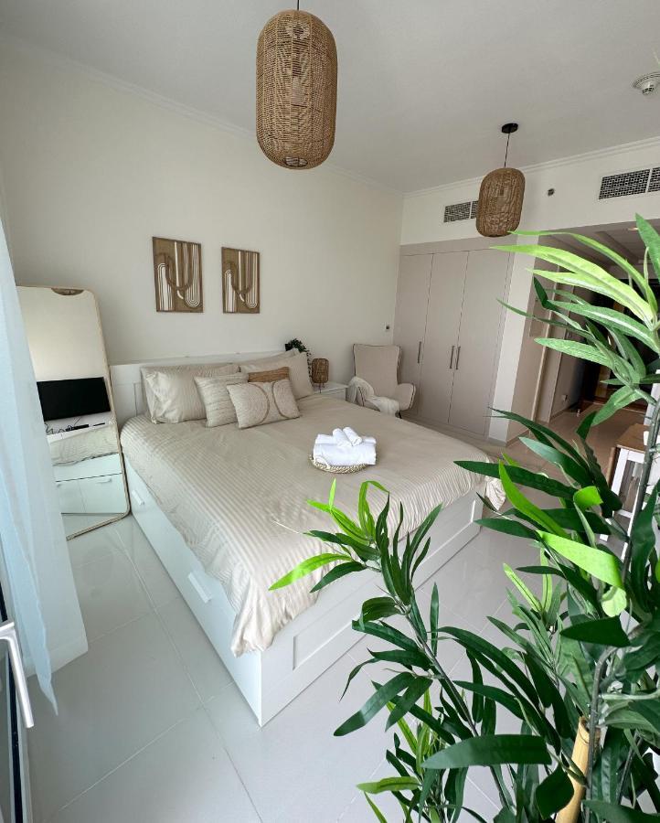 Tranquil Studio In Damac Hills Дубай Екстериор снимка